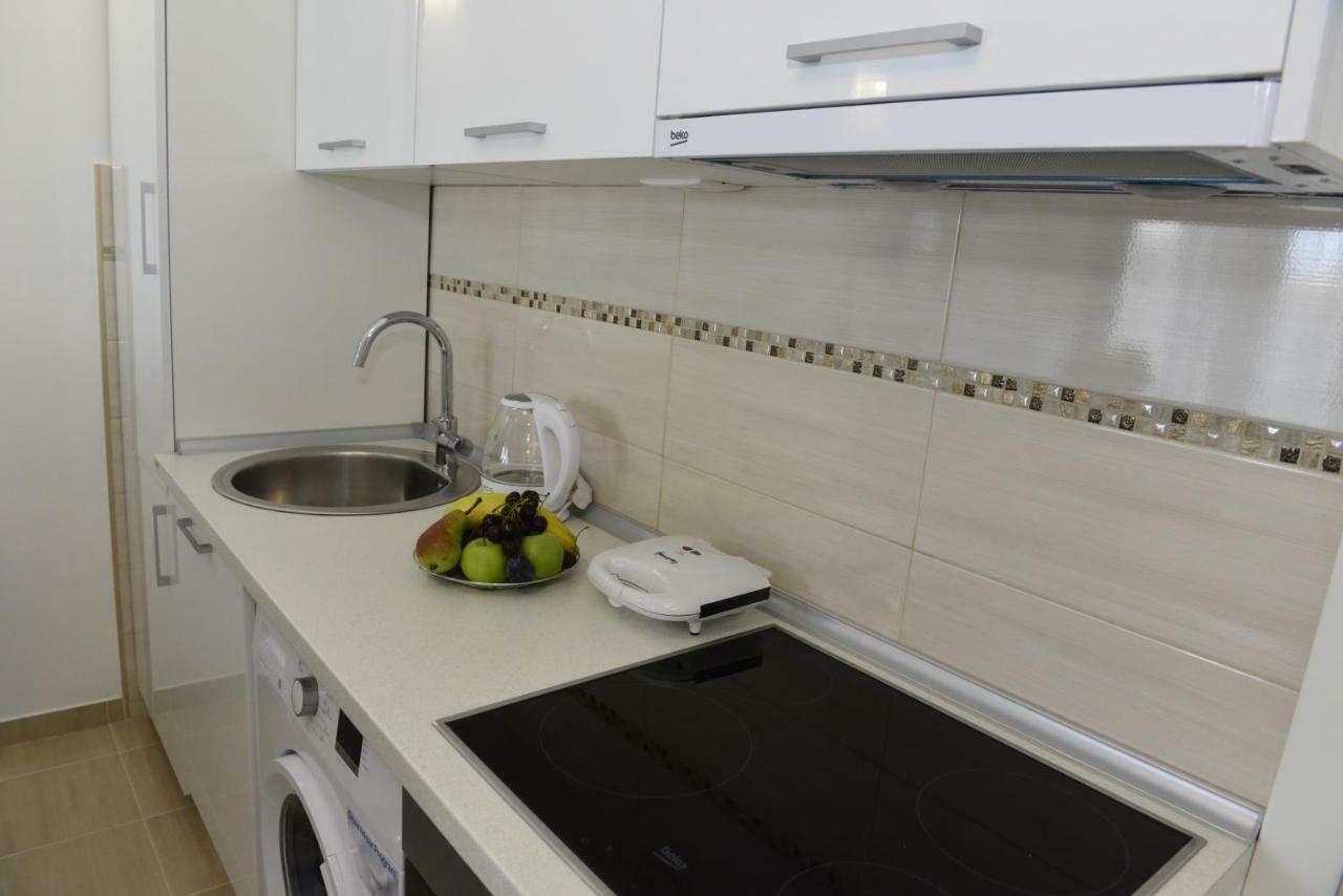 Apartmani Stefanija Tivat Ngoại thất bức ảnh